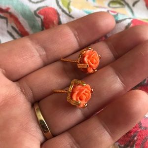 Flower design gold plated ladies ear ring